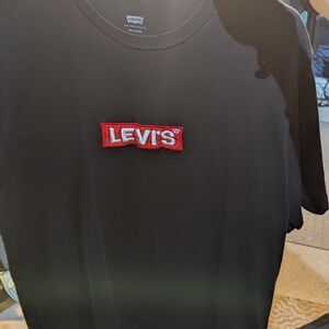 Men's Levi Tee
